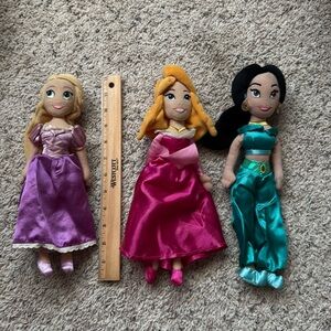 Disney store Disney princess plush bundle